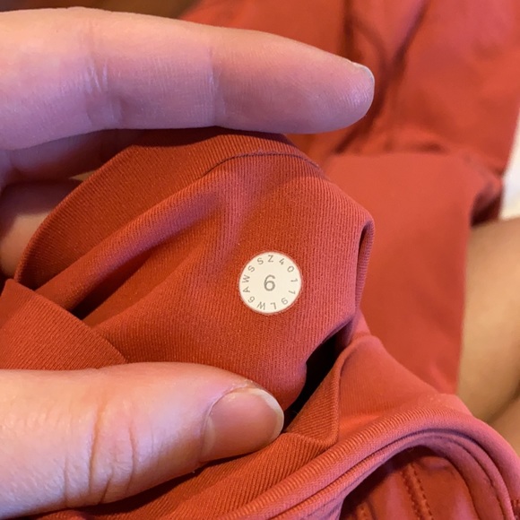 Lululemon leggings - Picture 5 of 5